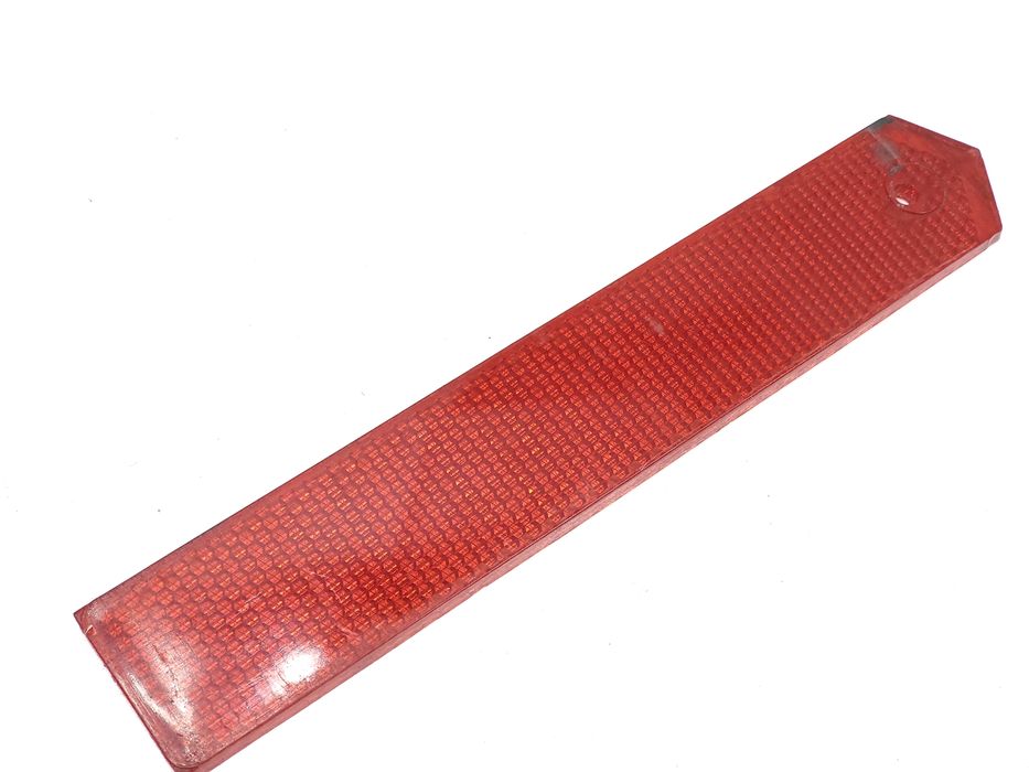 Odblask czerwony 24 x 4 cm