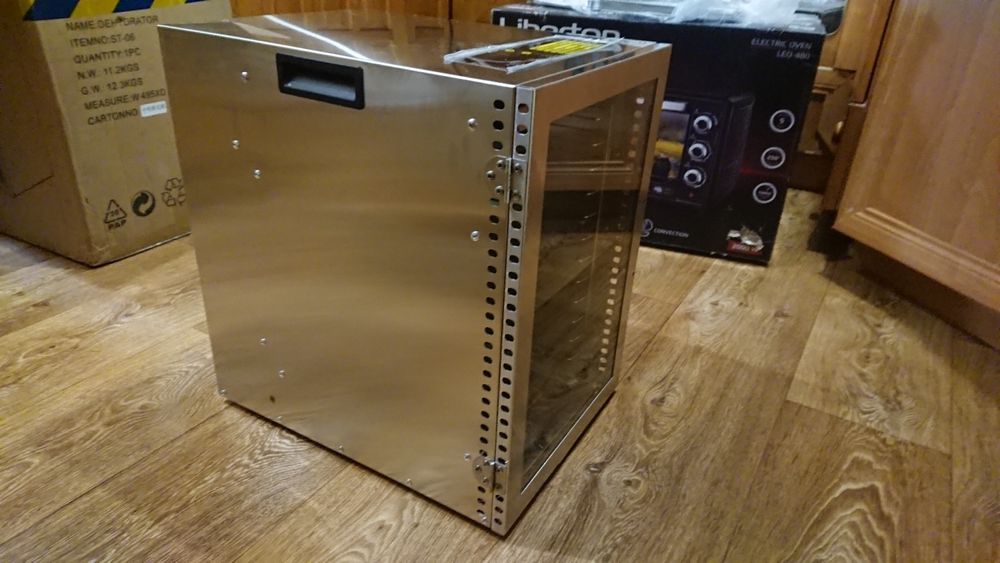 Продам сушилку для фруктов, овощей, мяса, рыбы, кондитерки 12 ящиков