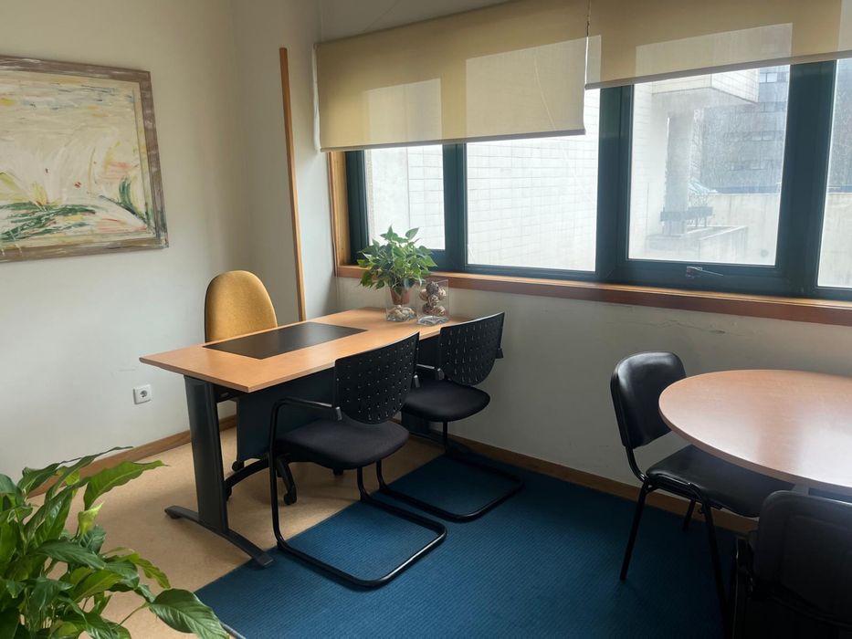 Arrenda-se Escritorios centro da Maia