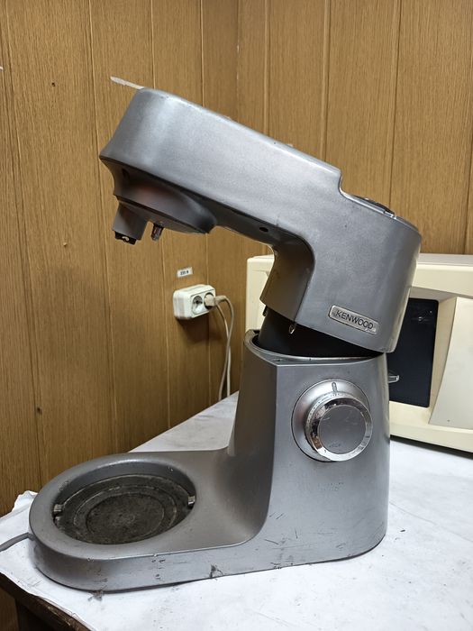 Продам міксер профі Kenvood