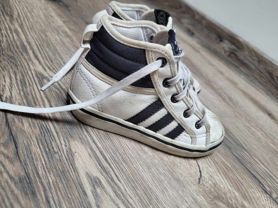 Buty sportowe Adidas roz 24