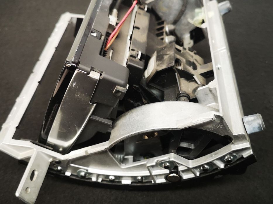 Ecrã MMI Multimedia & mecanismo Audi A8 D3 4E 2003- EPC 4e0857273f OEM