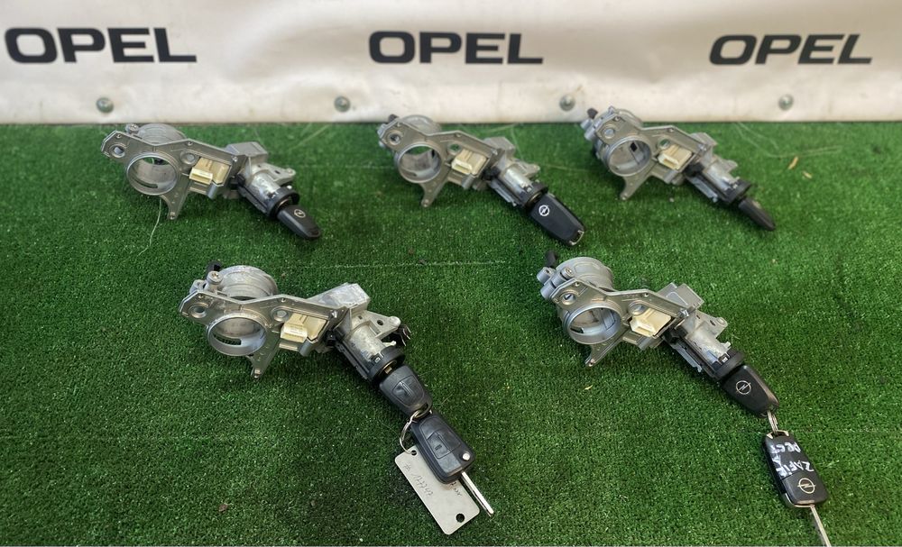Замок зажигания Opel Astra H Zafira B