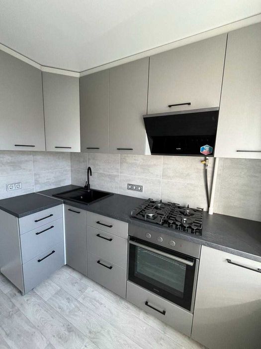 Продаж 1кімн. БЕЗ комісії ,без % ,Сержа Ліфаря 17а, Троєщина ,