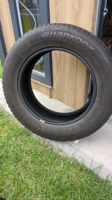 Opona Hankook 215/65/17 SUV zima