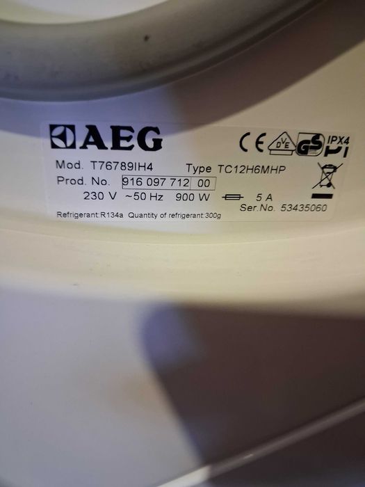 Сушильна машина    Electrolux EDI96150W