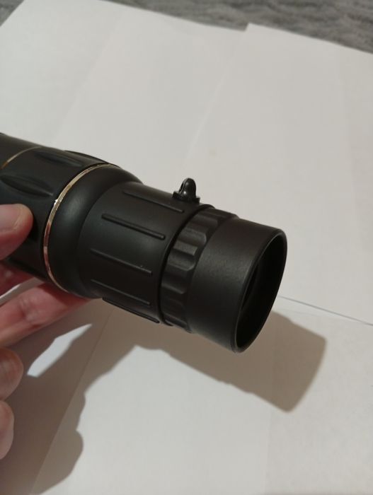 Монокуляр Bushnell 16x52