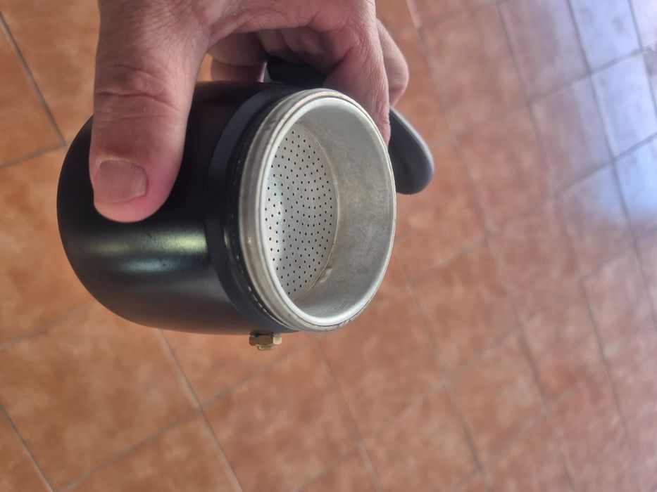 Cafeteira moka alumínio pequena