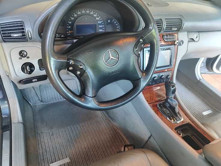 Mercedes-Benz C 220 CDI Auto (W203) – Muito Estimado / Rigor de Manutenção