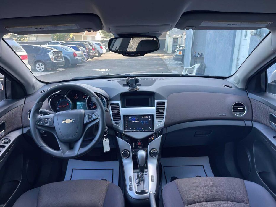 Chevrolet Cruze LTZ      2015