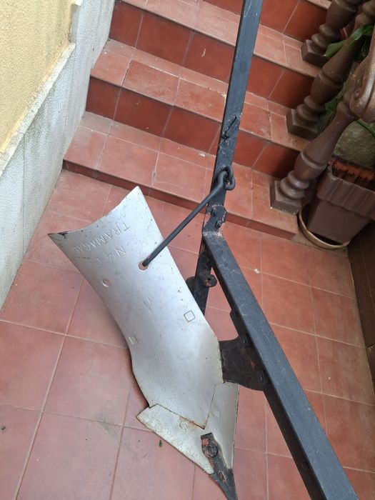 Charrua antiga em ferro