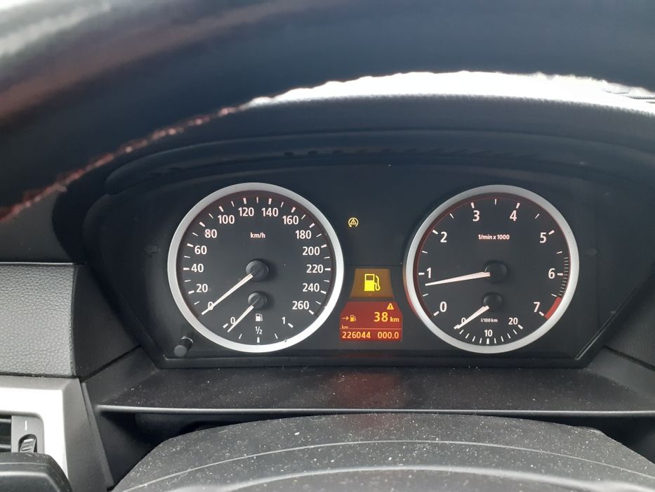BMW e60 e61 2.2 zderzak maska lampa blotnik drzwi TITANGRAU METALLIC