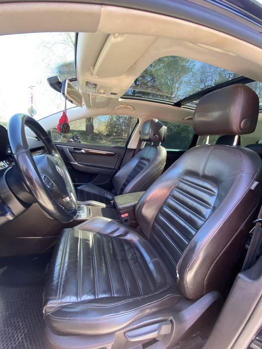 Volkswagen passat b7 2011 року