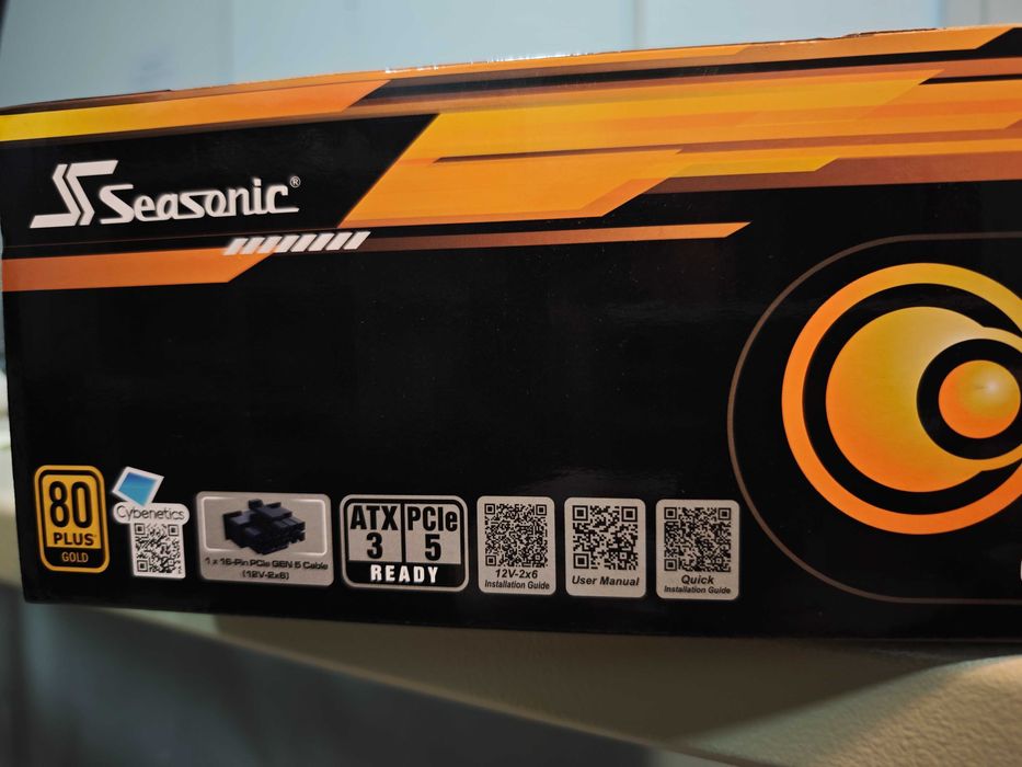 Fonte Modular Seasonic Core GX-650 Gold (650W) - Nova/Caixa