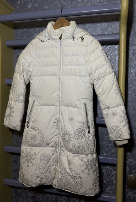 Куртка зимня біла на дівчинку