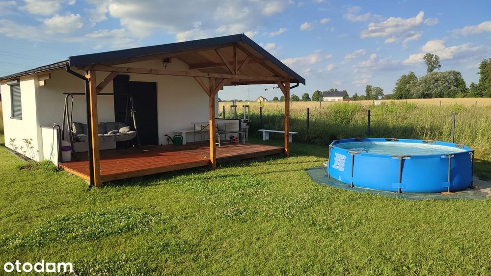 Domek rekreacyjny pod miastem z garażem