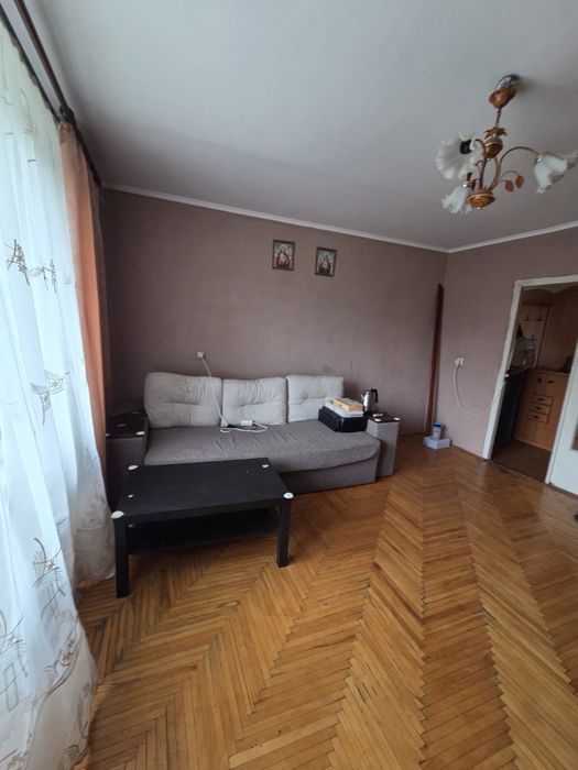 Терміновий продаж трикімнатної квартири.