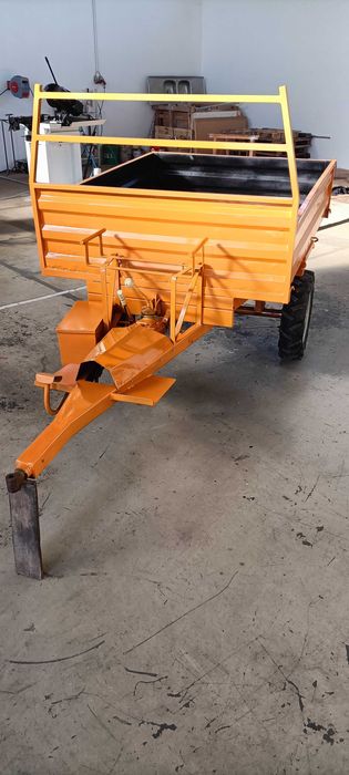 Atrelado com tração kubota