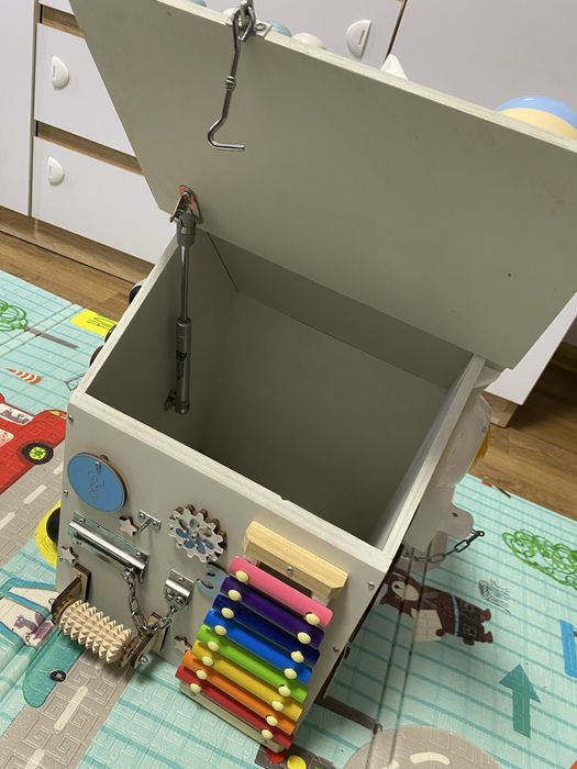 Бізі домік /бізіборт