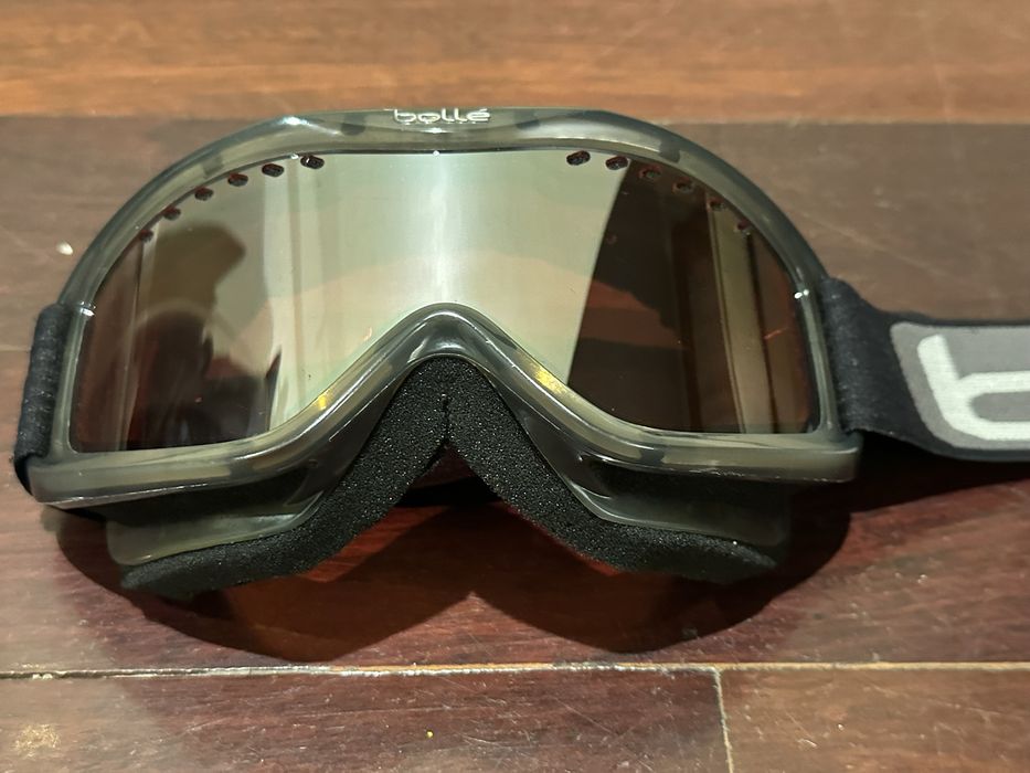 Botas SKI Salomon, Mascara (Oculos) Bollé e Capacete Wedze, tudo por