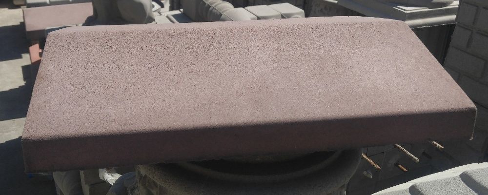 Парапети бетонні для огорожі.