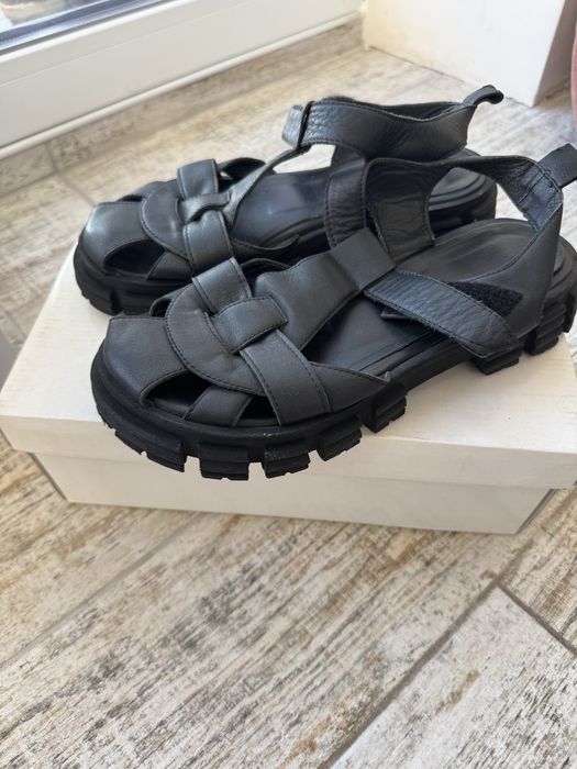 Сандали Кожанные