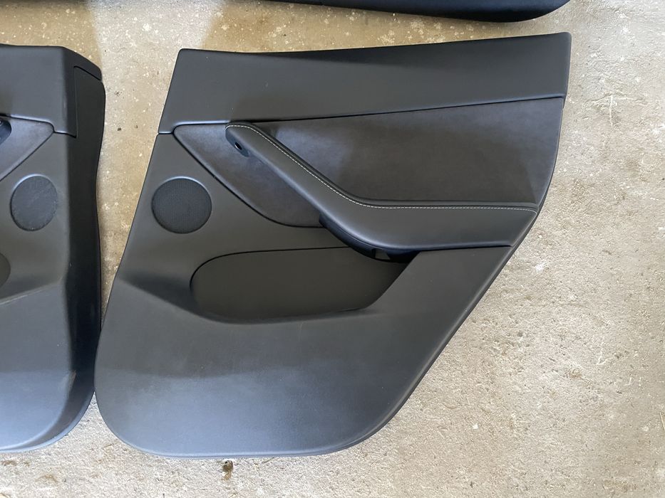 Карти дверей Tesla Model Y обшивка дверей Тесла Молел У