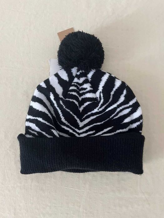 Gorro Burton Marcy Beanie zebra com pompom – novo com etiqueta