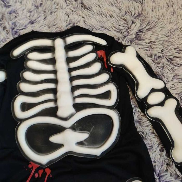 Strój kostium przebranie kościotrup szkielet Halloween Morrisons 134/140 3D wypukłe kości