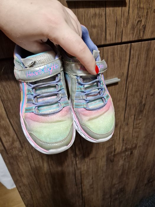 Детские кроссовки Sketches