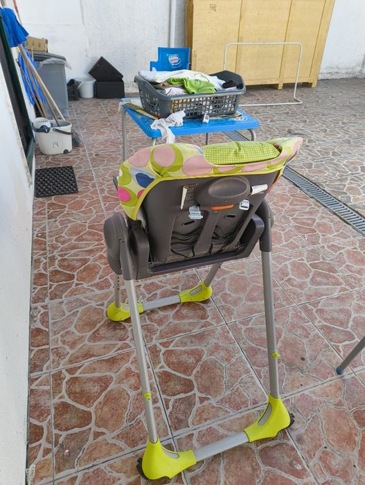 Cadeira Chicco para comer