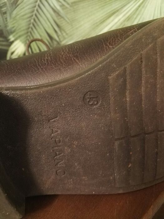 Półbuty jesienne vapiano rozm. 43