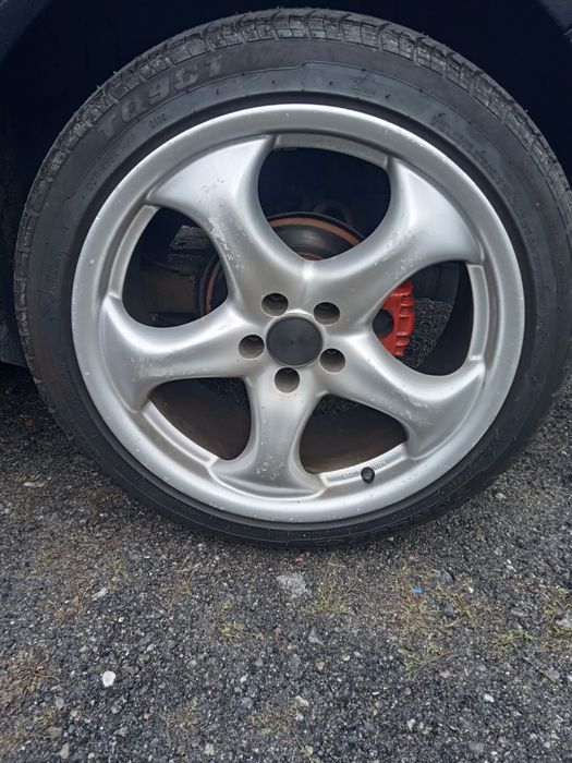Sprzedam alufelgi z oponami 4 sztuki