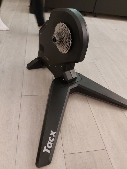 Trenażer Tacx Flux S Smart