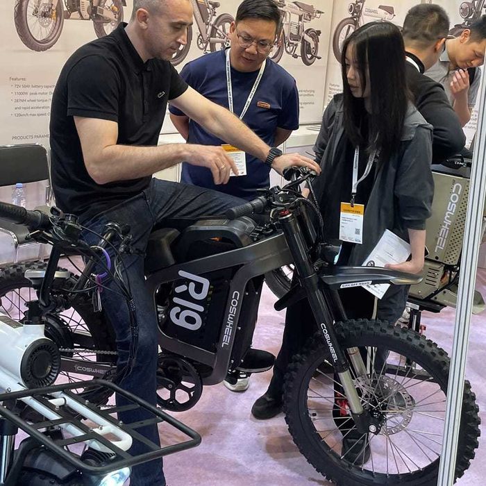 Coswheel Bicicleta elétrica de terra R19