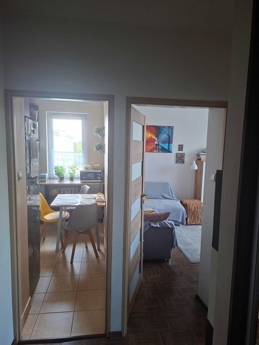 Funkjonalne i przytulne mieszkanie - Widok 3