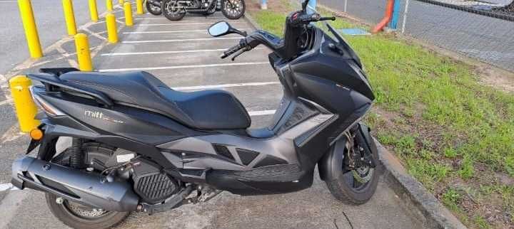 Moto Mitt 125 Max Emperor