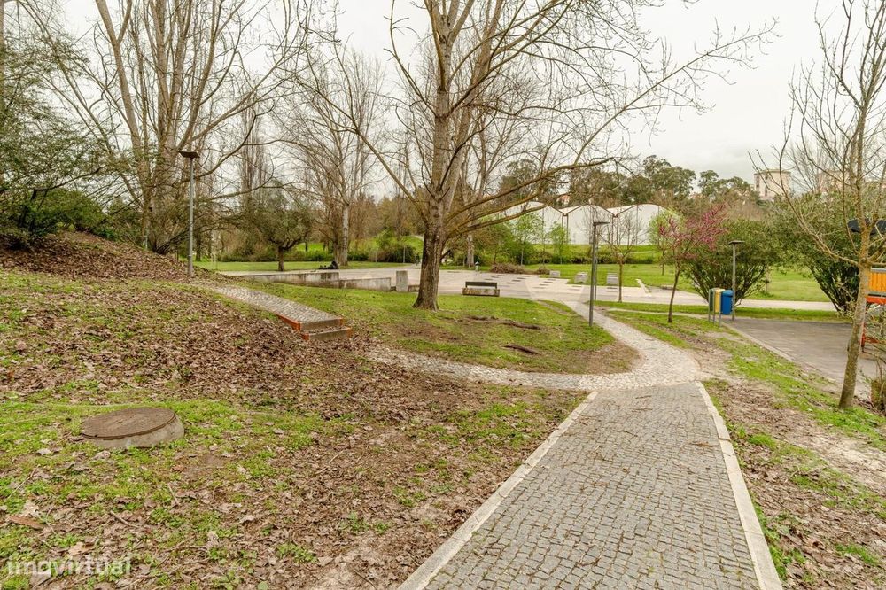 Apartamento T2 na Quinta da Lomba | Excelente Localização no Barreiro
