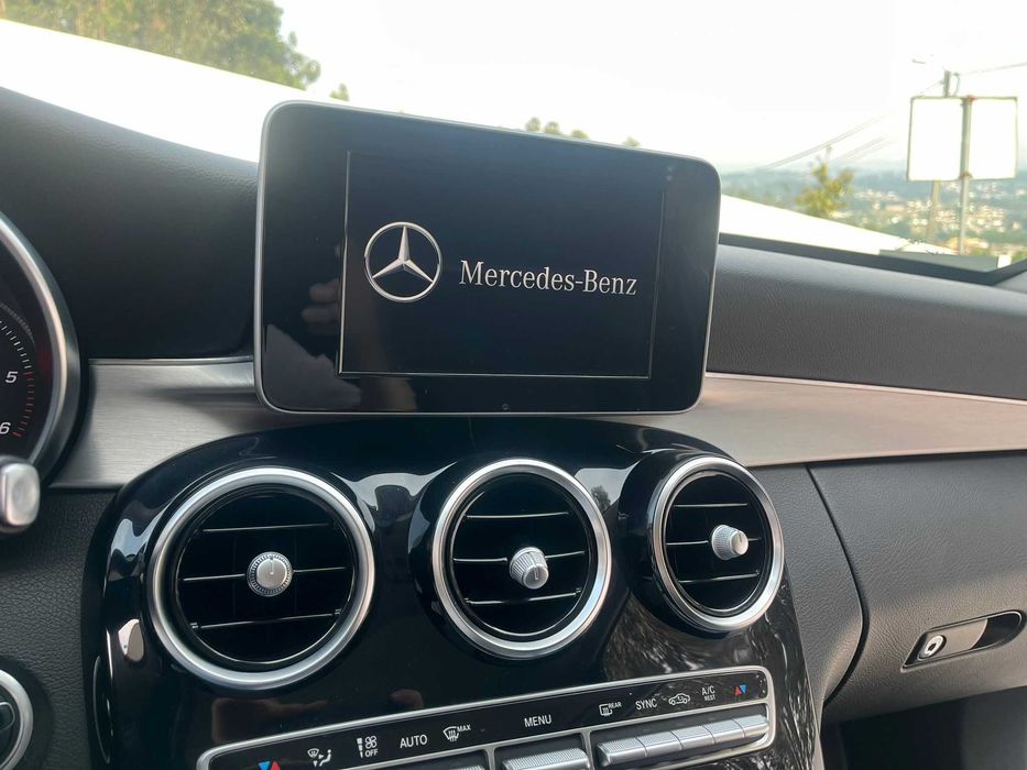 Mercedes C 220 4MATIC Station – Night Package + Extras