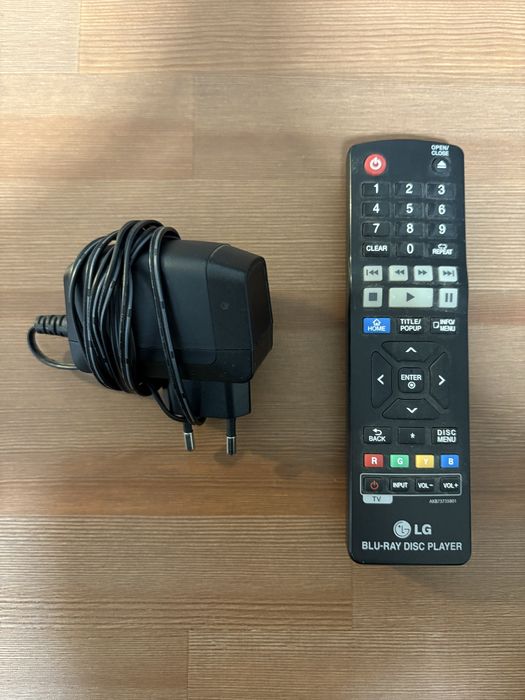 Odtwarzacz Blu-ray 3D LG BP-450