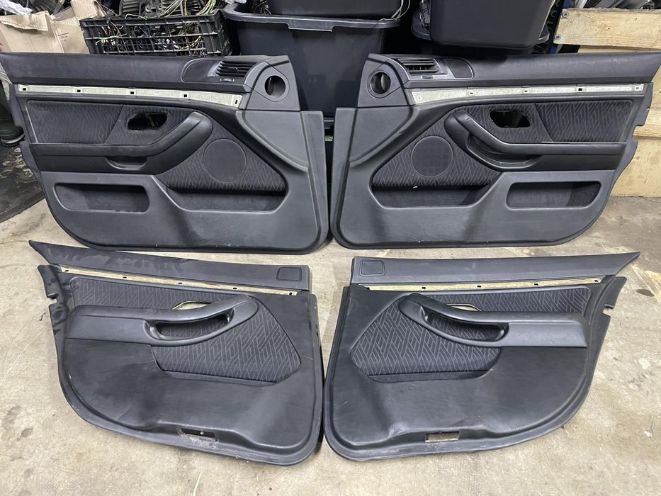 Карты дверные BMW E39 обшивки дверей комплект / поштучно