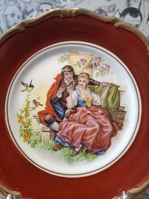 Porcelanowy talerz dekoracyjny Wałbrzych.