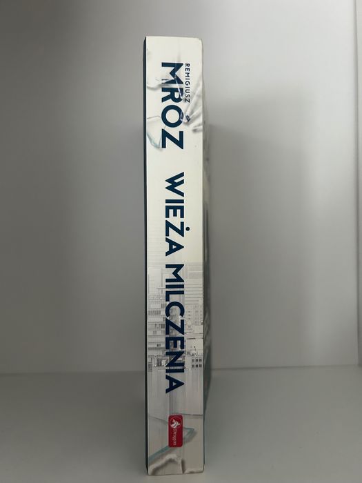 Wieża milczenia – Remigiusz Mróz | Kryminał