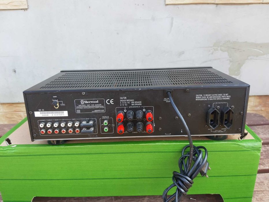 Wzmacniacz Sherwood AX-4050R