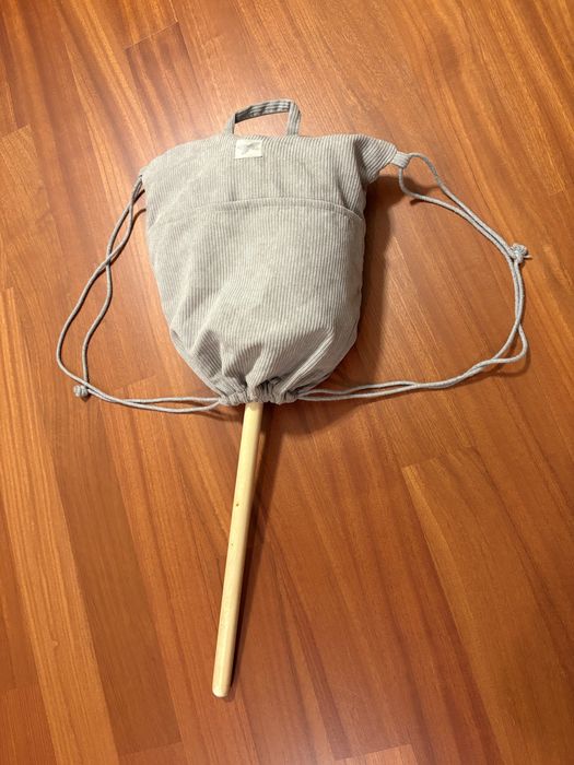 Hobby Horse - Koń na kiju, szary - by Astrup
