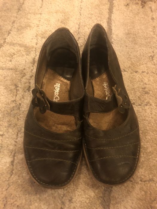Brązowe półbuty skórzane