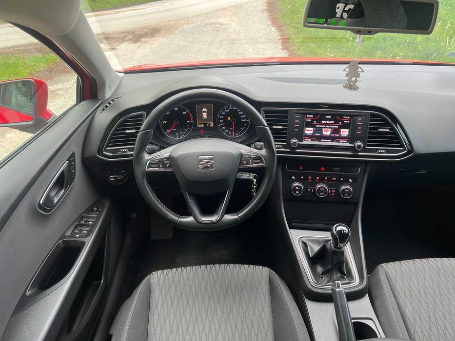 Seat Leon III 1.6 TDI 105KM Hatchback 5D Czerwony Piękny Alufelgi PDC