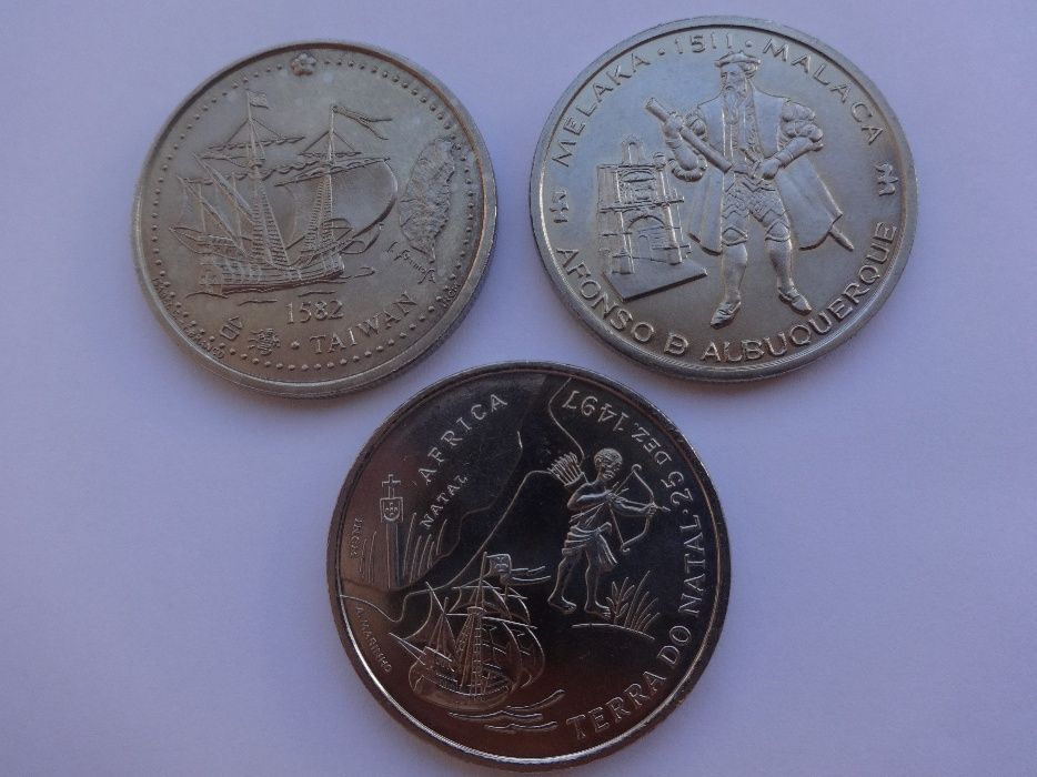 Moedas 200$00 Comemorativas não circuladas