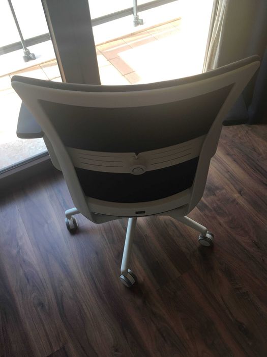 Cadeira de escritório B5 Design