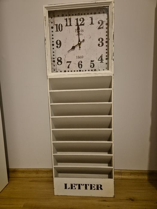 Zegar ścienny biały